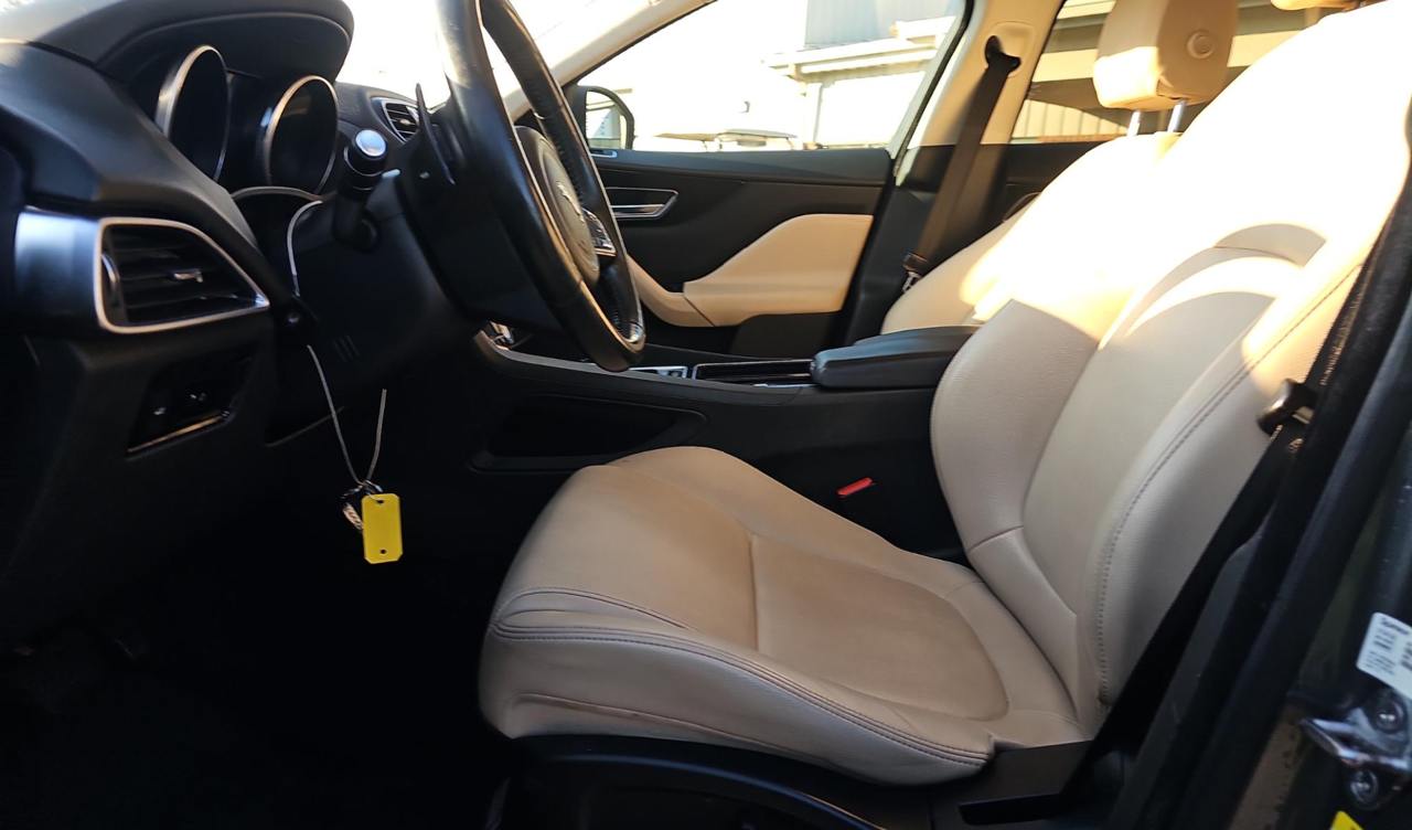 2018 Jaguar F-PACE Premium