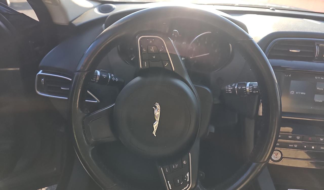 2018 Jaguar F-PACE Premium